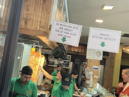 Mustafa's Gemüse Kebap by null