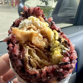 Huge Tree Pastry - Fan Tuan with purple rice and optional egg & pickled vegetables - Taiwanese Near Me - Monterey Park, California Huge Tree Pastry - Fan Tuan with purple rice and optional egg & pickled vegetables - Taiwanese Near Me - Monterey Park, California