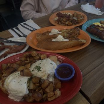 Tower Cafe - Famous French Toast Madame Cristo Eggs Thick - cut Bacon - Breakfast & Brunch Near Me - Sacramento, California Tower Cafe - Famous French Toast Madame Cristo Eggs Thick - cut Bacon - Breakfast & Brunch Near Me - Sacramento, California