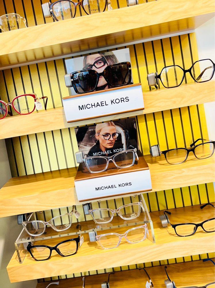 PEARLE VISION Updated September 2024 17 Photos & 52 Reviews 7085 Highway 6 N, Houston