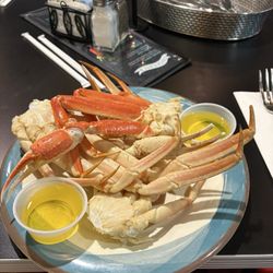 Route 66 Fresh Market Buffet - My first set of crab legs