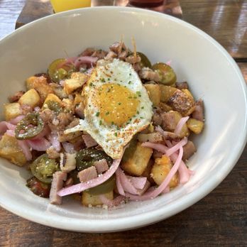 Six Car Pub & Brewery - Hash bowl - Brewpubs Near Me - Amarillo, Texas Six Car Pub & Brewery - Hash bowl - Brewpubs Near Me - Amarillo, Texas