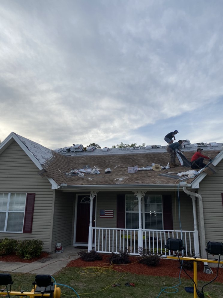 Slide of Roof Medics