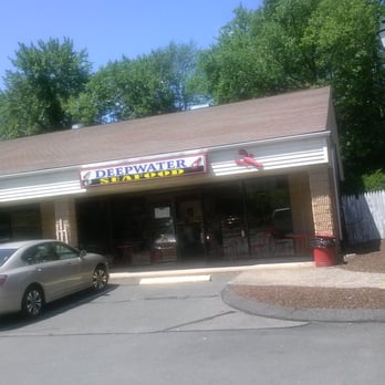 Deep Water Seafood - Spiffy new sign - Seafood Near Me - Avon, Connecticut