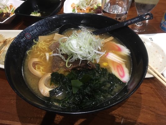 Eat Tokyo by null