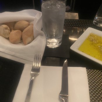 Red The Steakhouse - Phenomenal bred and oil dipping sauce - Steakhouses Near Me - Cleveland, Ohio