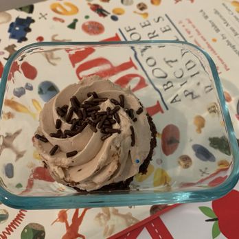 Delish Cakes - One of the chocolate cupcakes we received in our box of 16. - Desserts Near Me - Bloomingdale, Illinois Delish Cakes - One of the chocolate cupcakes we received in our box of 16. - Desserts Near Me - Bloomingdale, Illinois