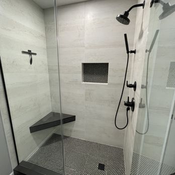 Harper Stone and Tile - Guest shower - Flooring Near Me - Glendale, Arizona