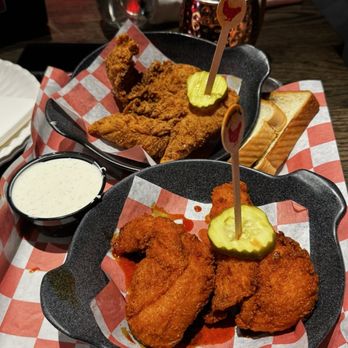 Party Fowl - chicken tenders - Southern Near Me - Nashville, Tennessee Party Fowl - chicken tenders - Southern Near Me - Nashville, Tennessee
