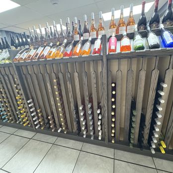 Los Serranos Market - Large selection of wines - Beer, Wine & Spirits Near Me - Chino Hills, California Los Serranos Market - Large selection of wines - Beer, Wine & Spirits Near Me - Chino Hills, California