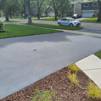 Black Pearl Sealcoating - General Contractors Near Me - Bensenville, Illinois Black Pearl Sealcoating - General Contractors Near Me - Bensenville, Illinois
