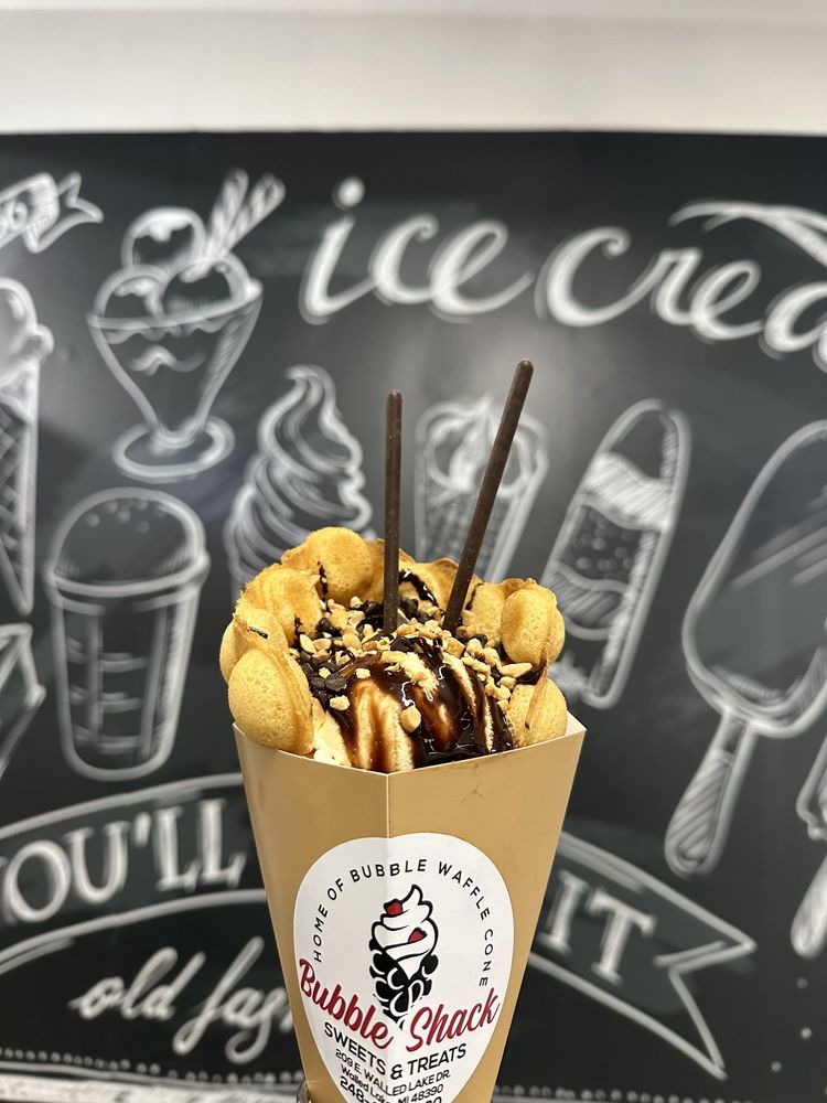 BUBBLE SHACK Updated September 2024 19 Photos & 11 Reviews 209 E