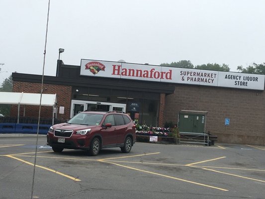 Hannaford by null
