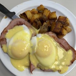 Burnsies - Classic Benedict