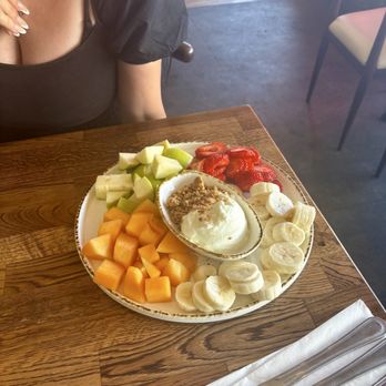 Madres Brunch - Breakfast & Brunch Near Me - Long Beach, California Madres Brunch - Breakfast & Brunch Near Me - Long Beach, California