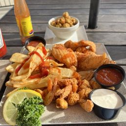 Shrimp and Fish platter