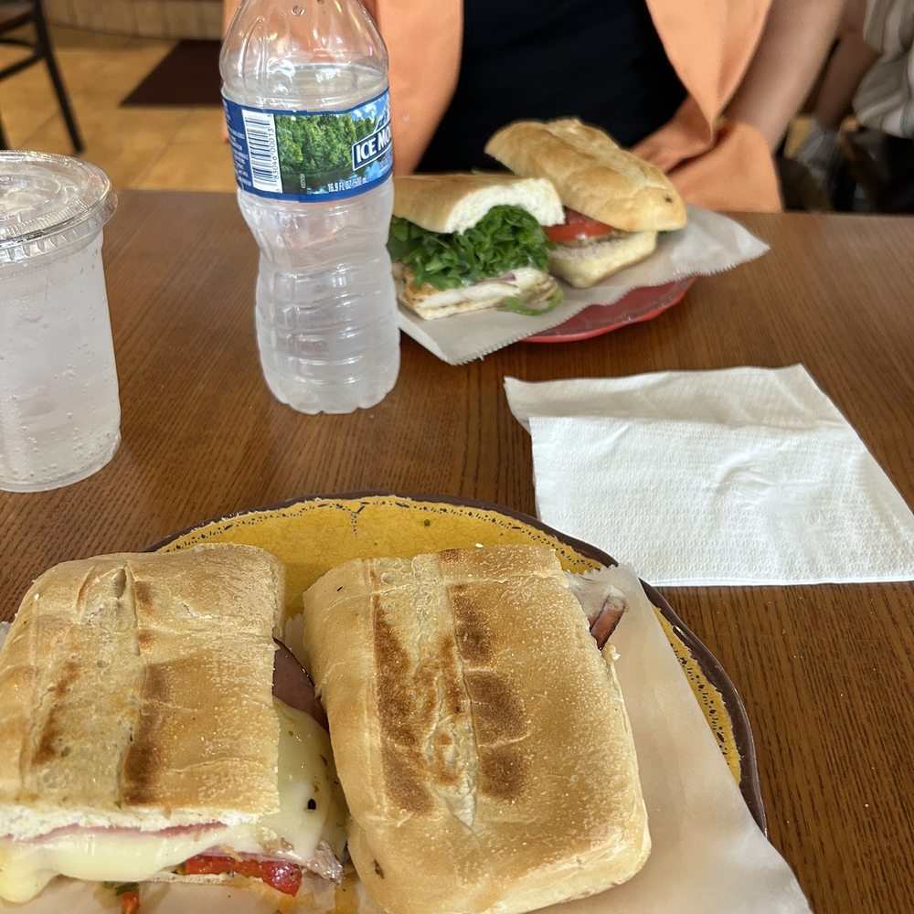 Cafecito - Cuban Near Me - Chicago, Illinois Cafecito - Cuban Near Me - Chicago, Illinois
