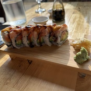 Mayu Sushi & Thai - Thai Near Me - Richmond, Virginia