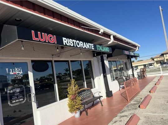 Luigi Ristorante Italiano by null