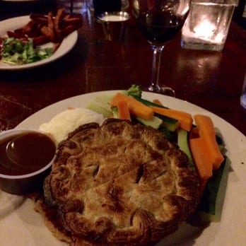 St. Stephen's Green - Guinness steak pie - Pubs Near Me - Mountain View, California