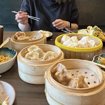 Cheers! Hong Kong - Pork Shrimp Siu Mai / Pork Shrimp Wonton in Chili / Pork Dill Dumpling / BBQ Beef Dumpling / BBQ Pork Hombow / Tan Tan Noodle - Cantonese Near Me - Seattle, Washington Cheers! Hong Kong - Pork Shrimp Siu Mai / Pork Shrimp Wonton in Chili / Pork Dill Dumpling / BBQ Beef Dumpling / BBQ Pork Hombow / Tan Tan Noodle - Cantonese Near Me - Seattle, Washington