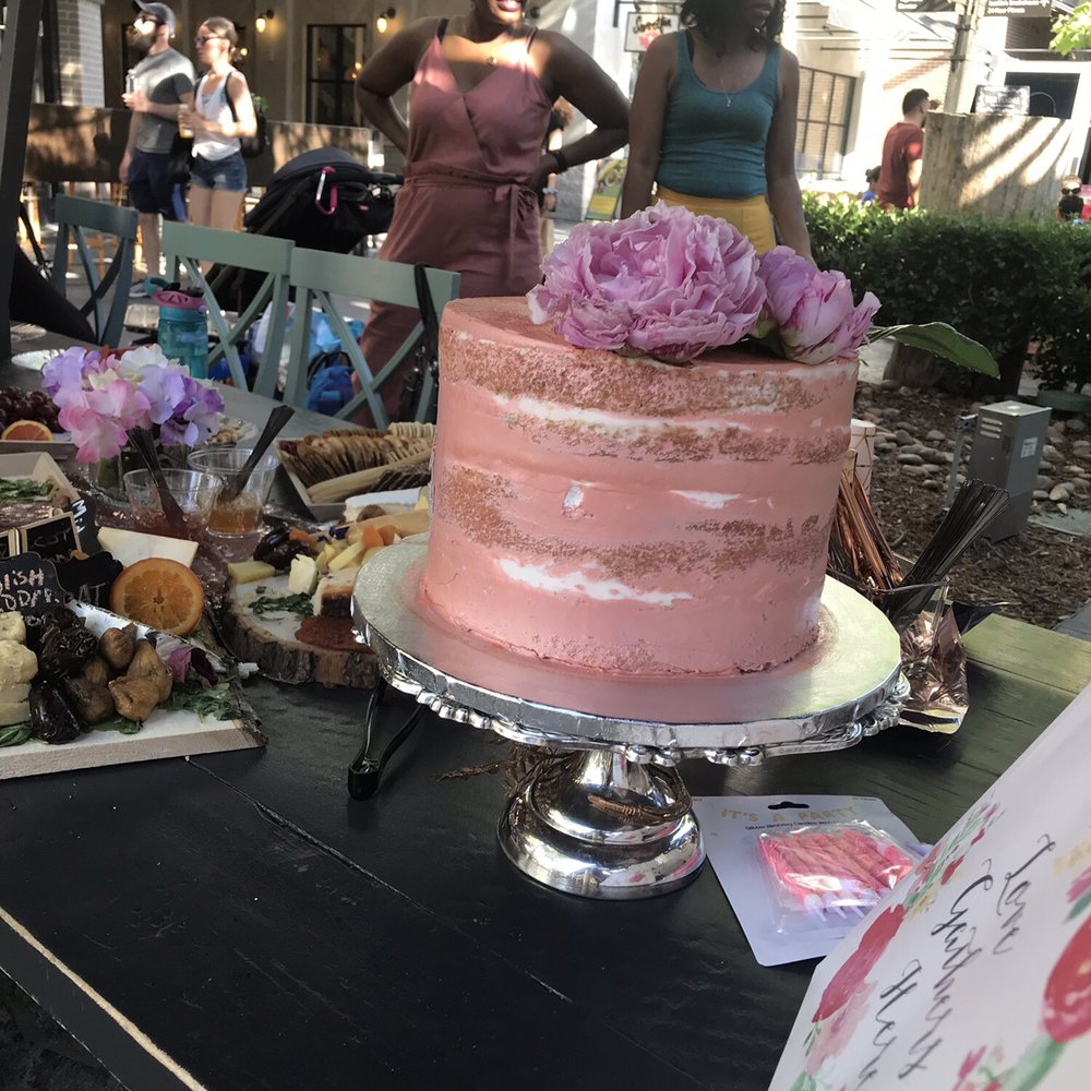 La Paz Bakery - Bakeries Near Me - Canoga Park, California La Paz Bakery - Bakeries Near Me - Canoga Park, California