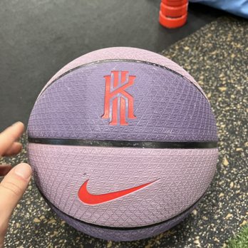 kyrie 4 dicks sporting goods