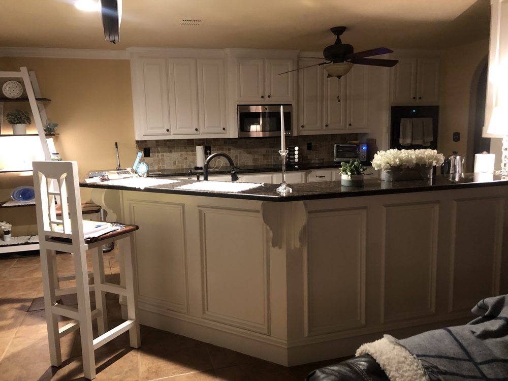 Slide of J's Custom Works