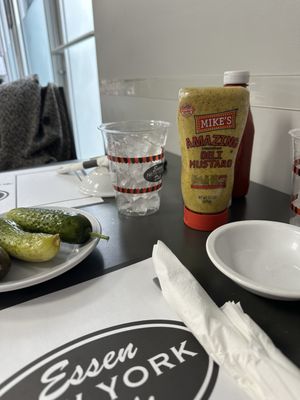 ESSEN NY DELI - Updated February 2026 - 95 Photos & 115 Reviews - 1359