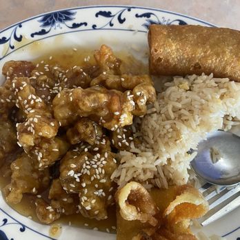 Great Wall Restaurant - Sesame Chicken - Chinese Near Me - Seguin, Texas