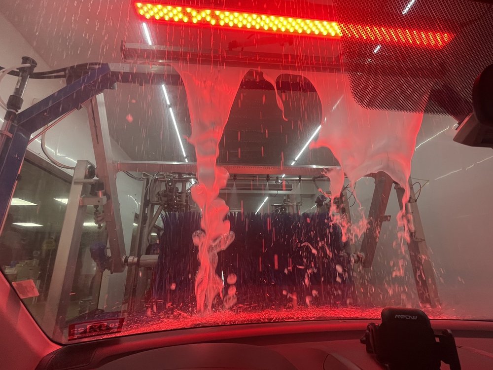 CJ’S EXPRESS CAR WASH 414 Market St, Saddle Brook, New Jersey Car