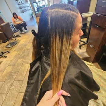 A Blonder Place - B4 - Hair Salons Near Me - Highland, California A Blonder Place - B4 - Hair Salons Near Me - Highland, California
