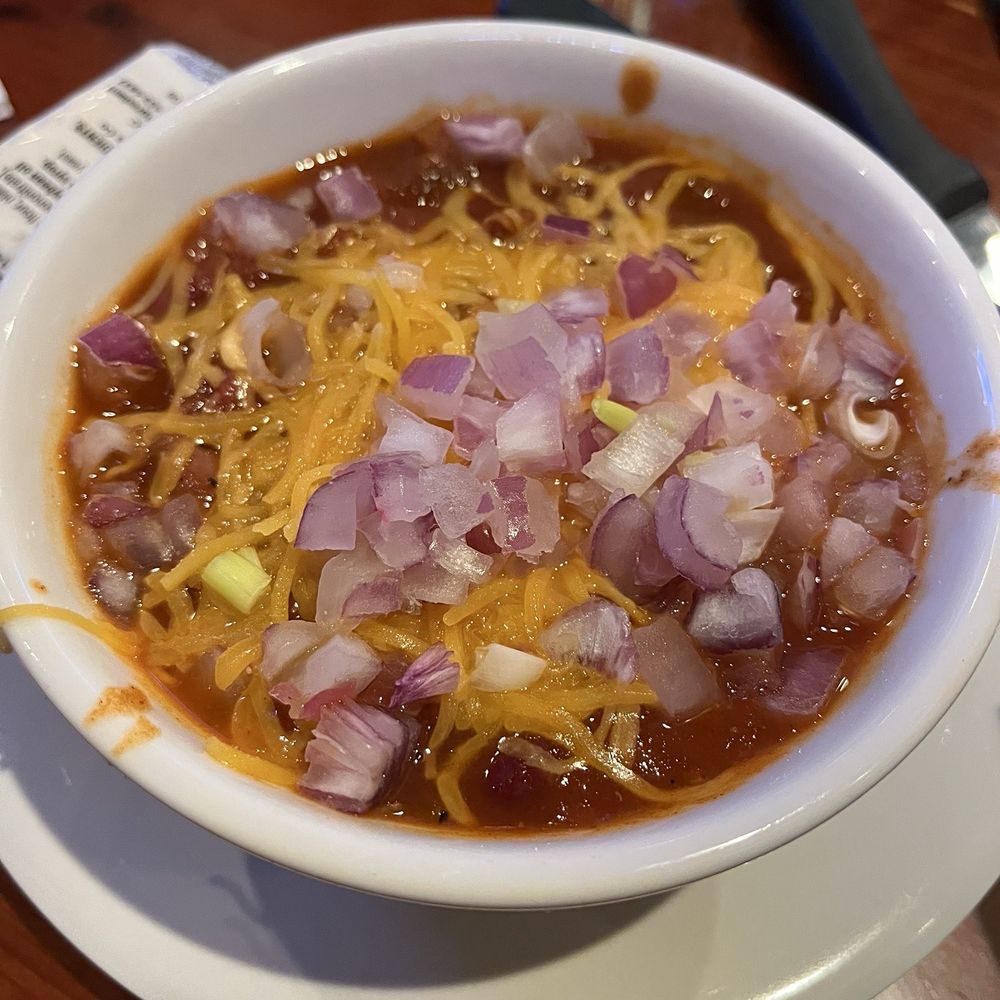 Chili w/ cheese and onion Chili w/ cheese and onion