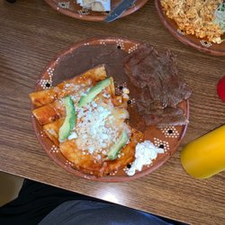 Los Dannys - Enchiladas Rona with carne asada