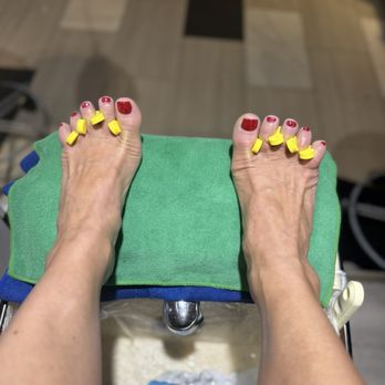 Oasis Nails - Perfect pedicure! - Nail Salons Near Me - Kapolei, Hawaii