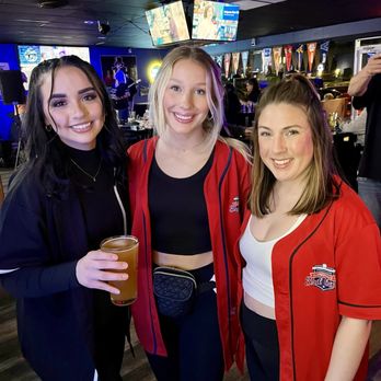 Clarksville's 3rd Base - Sports Bars Near Me - Clarksville, Tennessee Clarksville's 3rd Base - Sports Bars Near Me - Clarksville, Tennessee