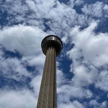 Chart House - Chart House at Tower of the Americas - Seafood Near Me - San Antonio, Texas