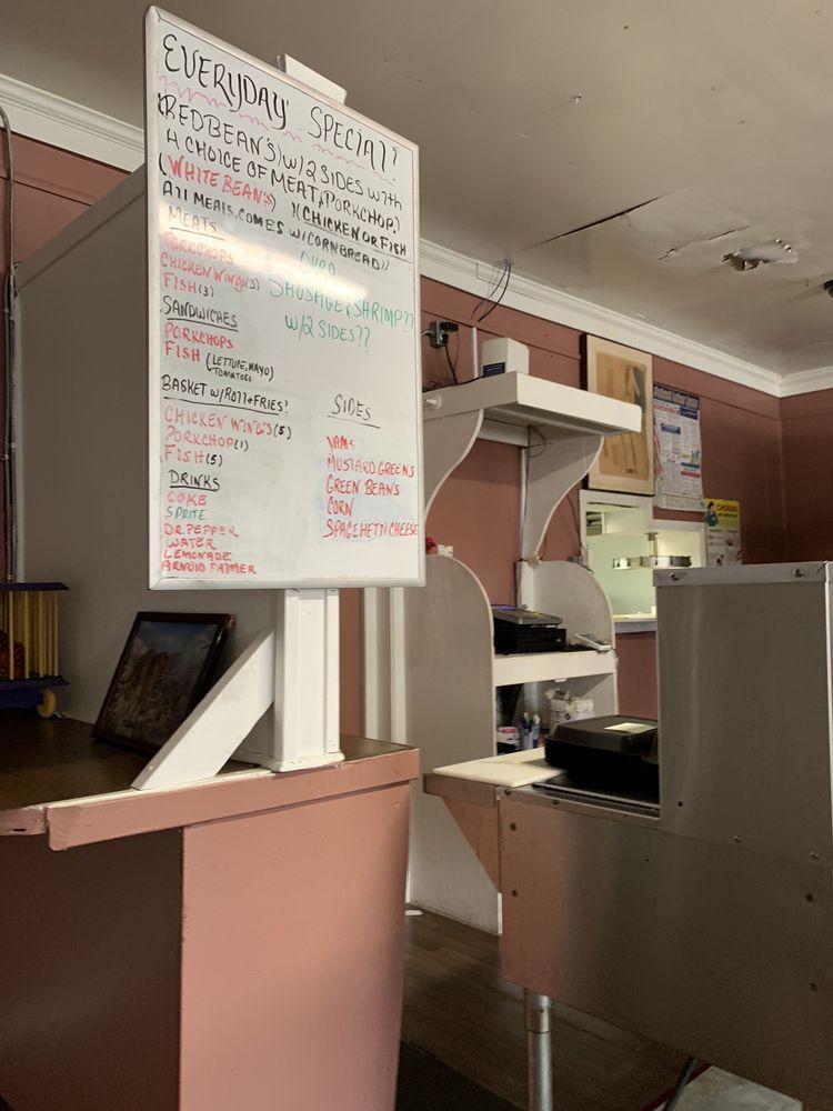 ETHEL’S SNACK SHACK Updated September 2024 1553 Fairchild St, Baton
