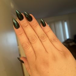 Donella Nails & Spa