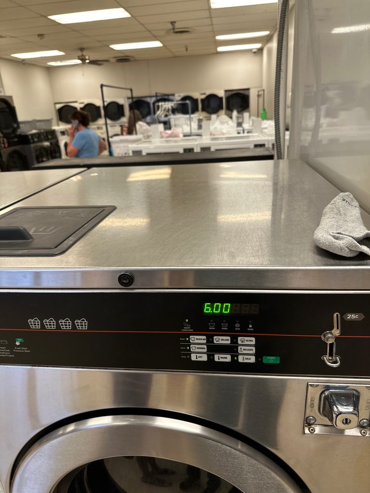 CEDAR BLUFF COIN LAUNDRY Updated September 2024 19 Reviews 402 N