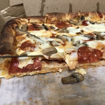 Lenny's New York Pizza - Undercooked - Pizza Near Me - Ormond Beach, Florida