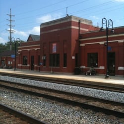 Metra Train Station - Belmont