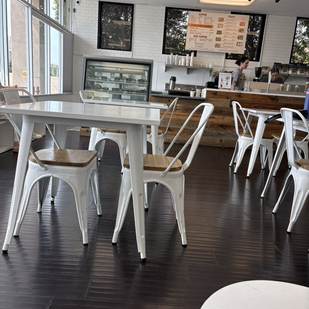 Daylight & Moon Cafe - Coffee & Tea Near Me - Ventura, California