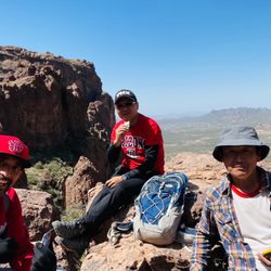 Siphon Draw Trail inc. Flatiron, Superstition Mountain - On the way down!