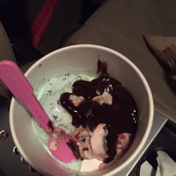 Baskin-Robbins - Two scoop sundae. Really!!?