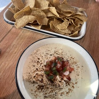 Streetlight Taco - White queso - Tacos Near Me - Tampa Bay, Florida Streetlight Taco - White queso - Tacos Near Me - Tampa Bay, Florida