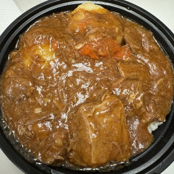 Howard’s - Beef Stew - Desserts Near Me - Honolulu, Hawaii