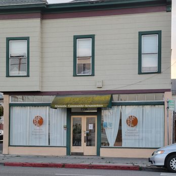 Grand Station - Shopping Centers Near Me - Alameda, California