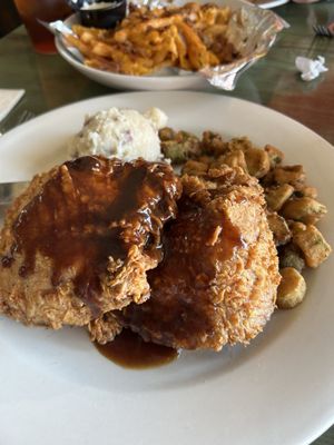 Oliver's Restaurant by null