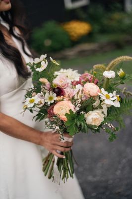 Hops Petunia Floral by null